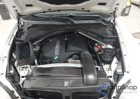 2012 BMW X5 xDrive35I/xDrive35I Premium/xDrive35I Sport Activity z USA, uszkodzony, nr VIN 5UXZV4C54CL748257